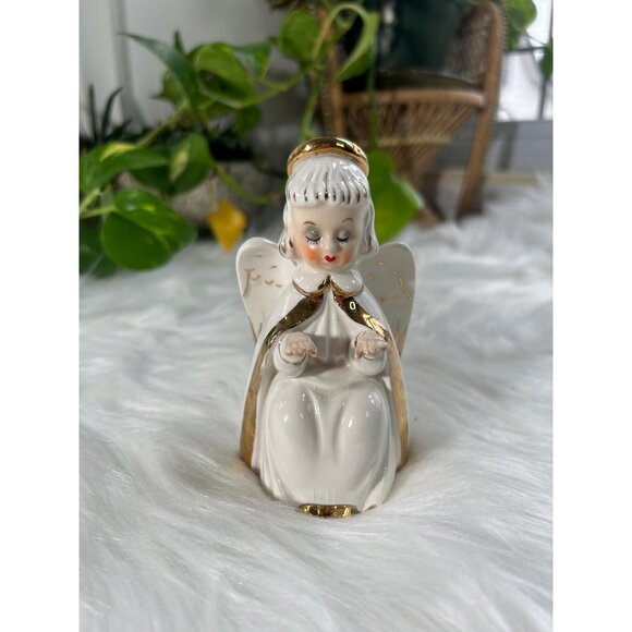 Vintage Christmas Angel figurine kitschy wings Halo Girl catholic - Picture 1 of 6
